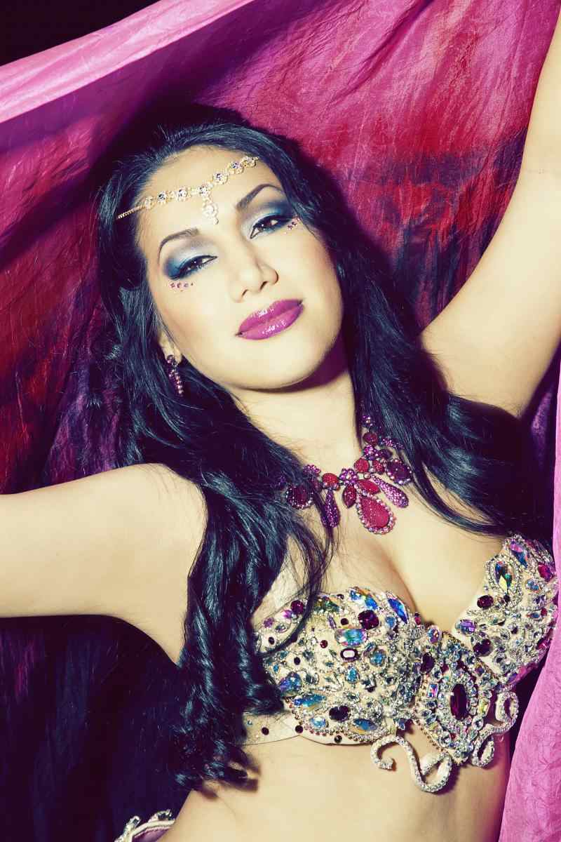 bellydancer-yasmine Miami-based belly dancer Yasmine